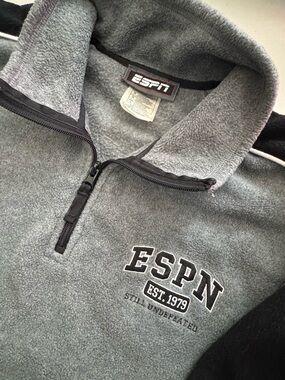 ESPN Men’s Grey Quarter-Zip Fleece Pullover